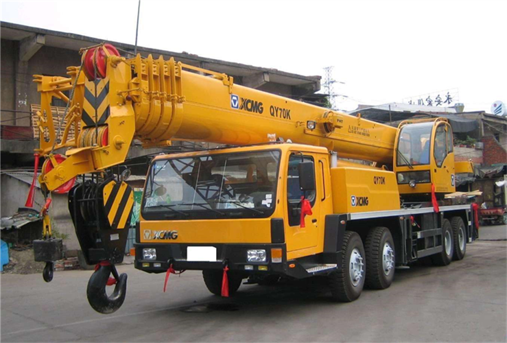 竹溪县吊车出租选择重点